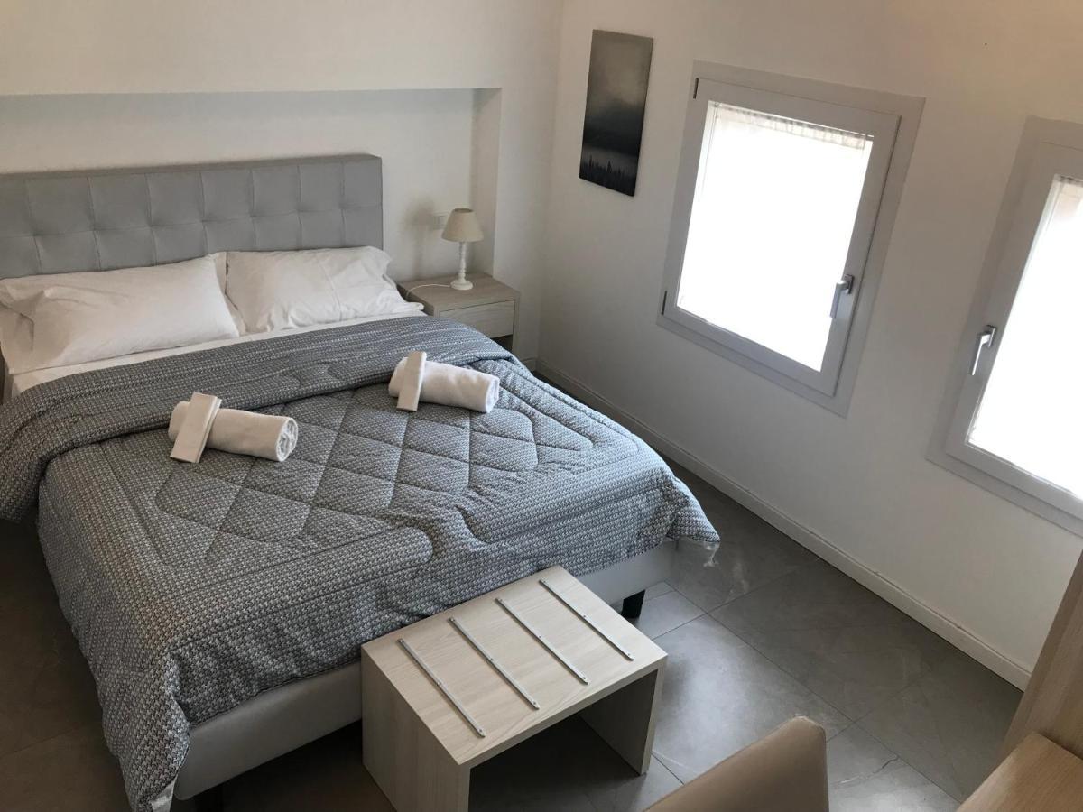 La Corte Del Sant'Orsola Rooms Bologna Exteriör bild