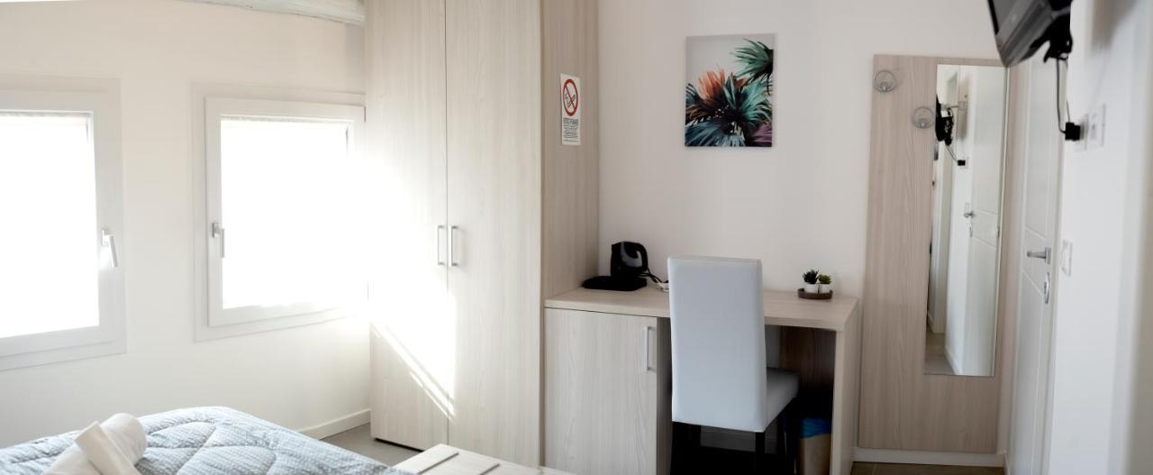 La Corte Del Sant'Orsola Rooms Bologna Exteriör bild